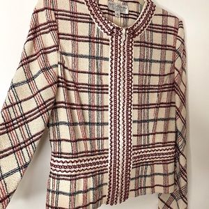 St John suit set. Jacket & Skirt. Size 8